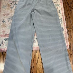 ALO Yoga Pinstripe Daylight Boxer Pant M